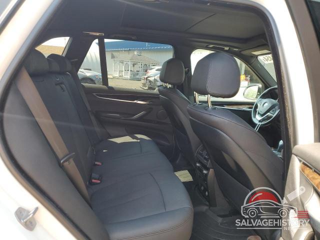 5UXKR0C53J0Y03858 2018 BMW X5 photo no. 11