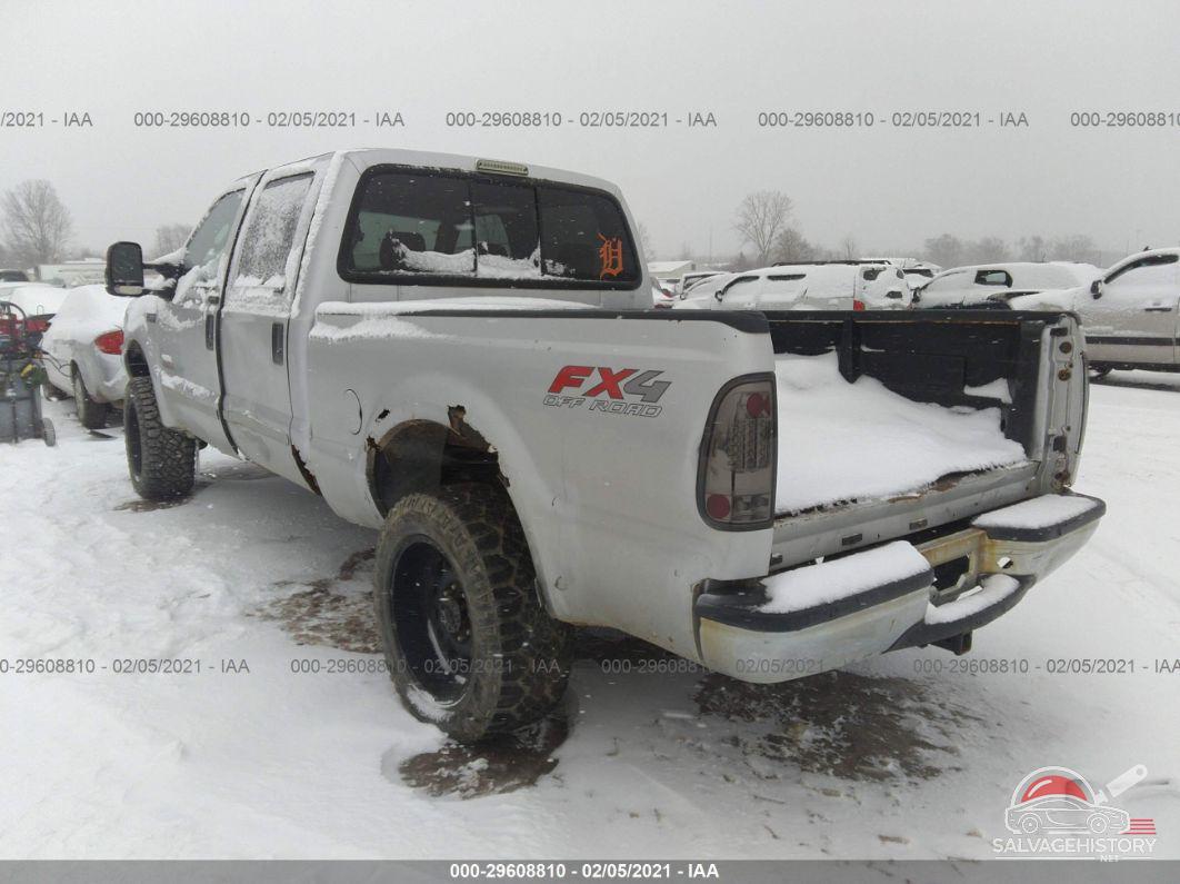 1FTNW21P94EB27026 2004 FORD SUPER DUTY F-250 photo no. 3