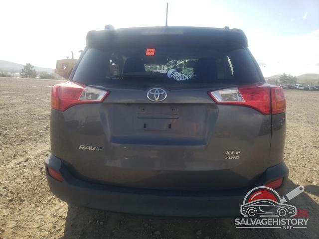 JTMRFREV0FD140260 2015 TOYOTA RAV4 XLE photo no. 6