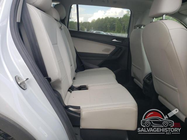 3VV2B7AX0JM149466 2018 VOLKSWAGEN TIGUAN photo no. 11