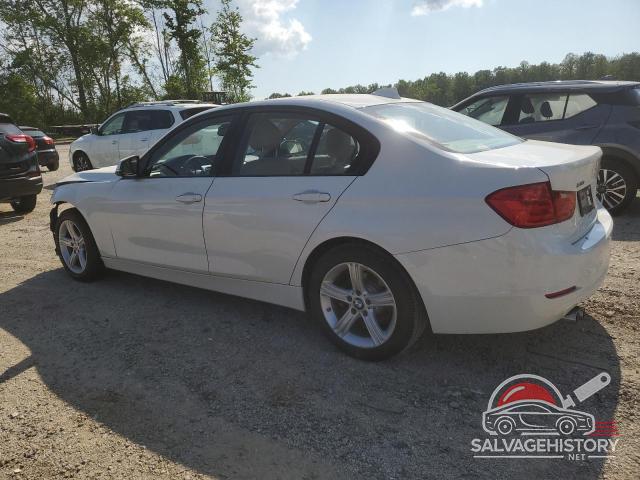 WBA3B3C59DF540754 2013 BMW 3 SERIES photo no. 2