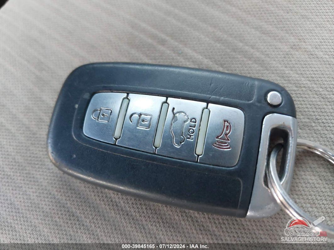 5XYKU4A24BG112365 2011 KIA SORENTO photo no. 11