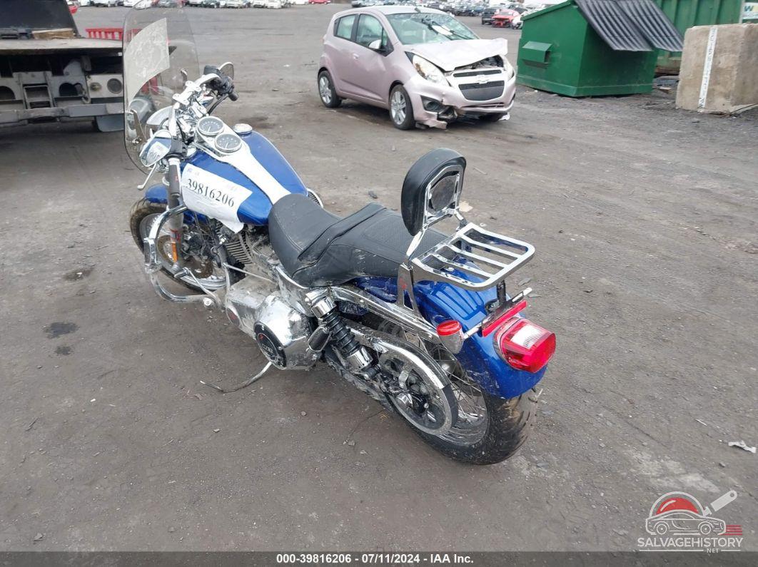1HD1GNM21EC329867 2014 HARLEY-DAVIDSON FXDL photo no. 3