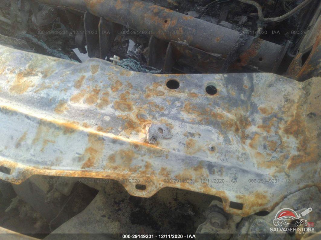1FAFP52UXWA141749 1998 FORD TAURUS photo no. 9
