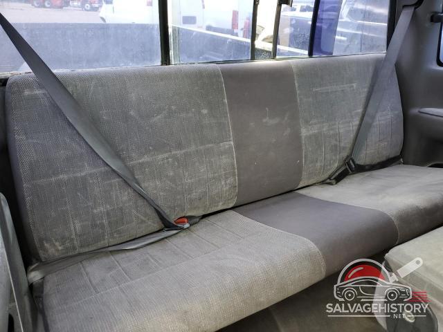 3B7MC33C5SM105133 1995 DODGE All Models photo no. 10