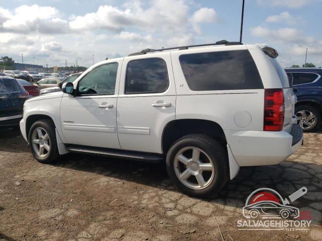 1GNSKBE09DR320305 2013 CHEVROLET TAHOE photo no. 2