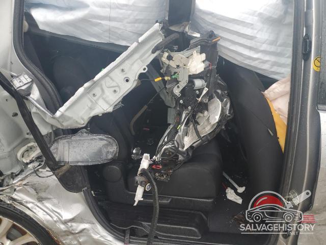 JM1CW2CL5E0166065 2014 MAZDA 5 photo no. 11