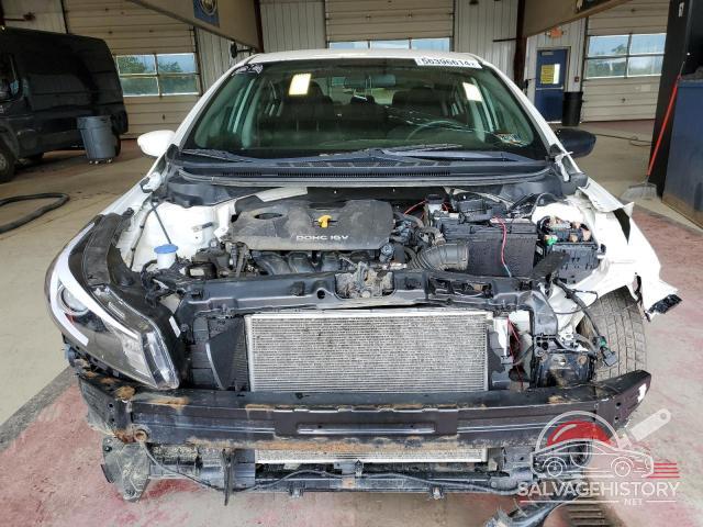 3KPFK4A71HE069130 2017 KIA FORTE photo no. 5