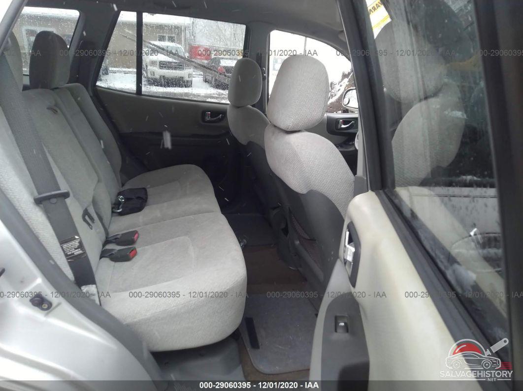 KM8SC73D25U891637 2005 HYUNDAI SANTA FE photo no. 8