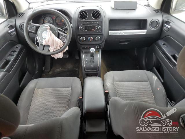 1C4NJCBA5GD560707 2016 JEEP COMPASS photo no. 8