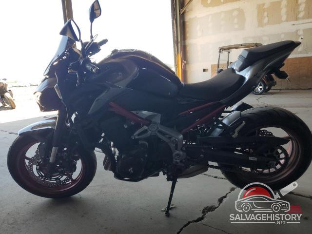 JKAZR2A14KA003037 2019 KAWASAKI Z/ZR 1000 photo no. 3