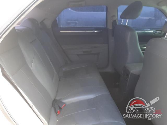 2C3AA53G05H690976 2005 CHRYSLER 300 photo no. 10