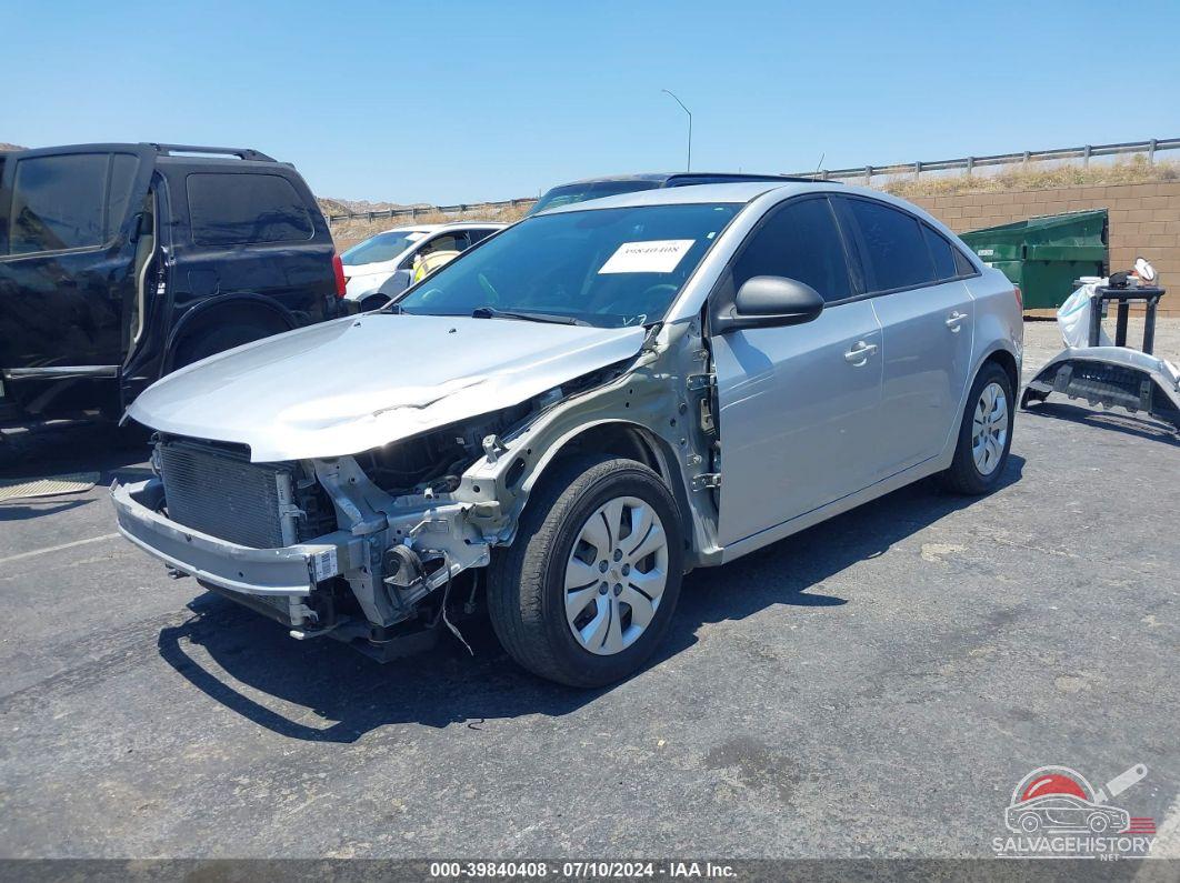 1G1PC5SG6G7152968 2016 CHEVROLET CRUZE LIMITED photo no. 2