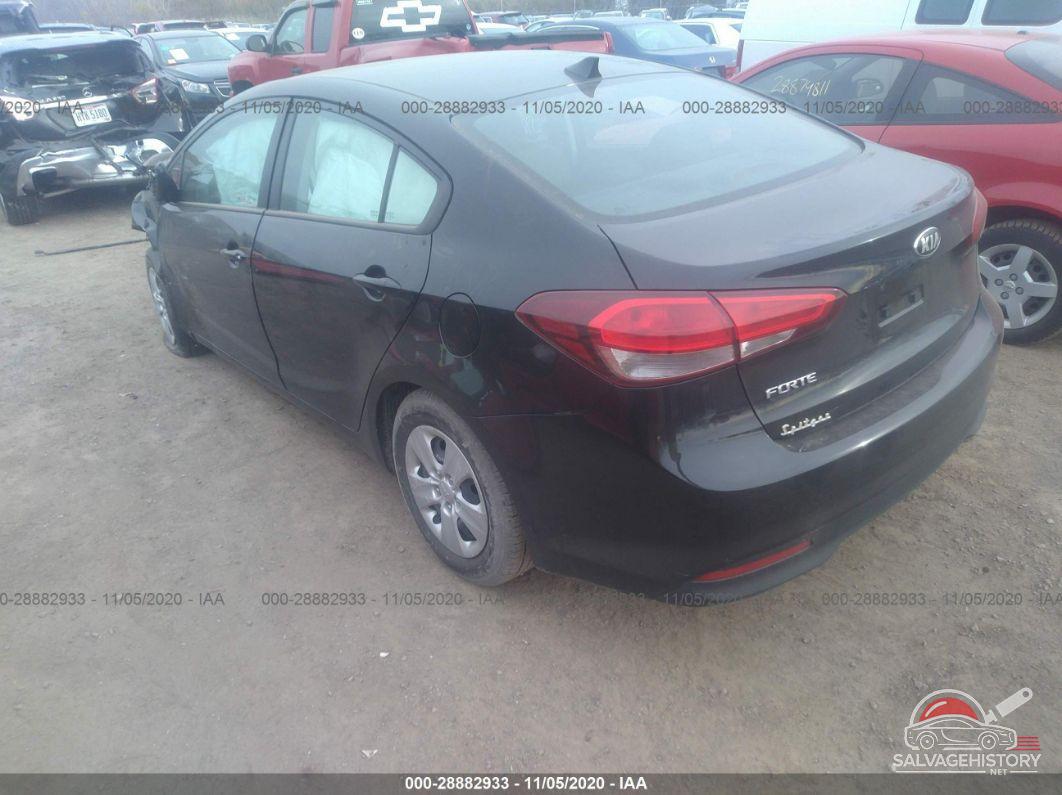 3KPFK4A79HE013288 2017 KIA FORTE photo no. 3