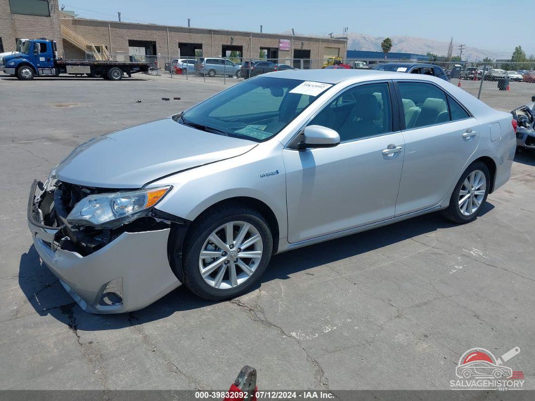 4T1BD1FK6CU047005 2012 TOYOTA CAMRY HYBRID photo no. 2