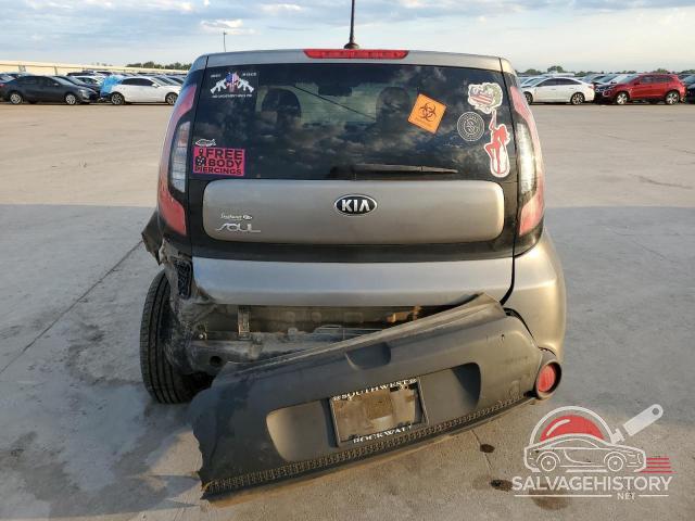 KNDJN2A25F7235009 2015 KIA SOUL photo no. 6