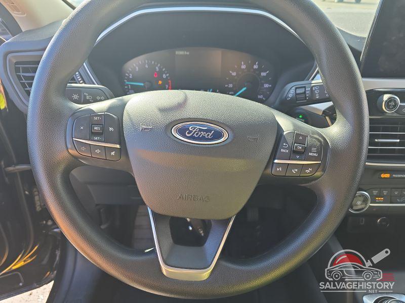 1FMCU9G6XLUB25676 2020 FORD ESCAPE photo no. 4
