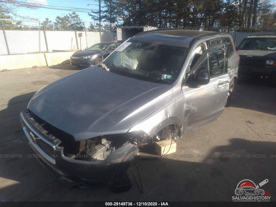 YV4A22PM2L1532977 2020 VOLVO XC90 photo no. 2