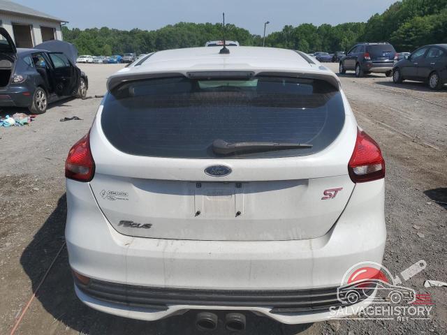 1FADP3L95FL267317 2015 FORD FOCUS photo no. 6