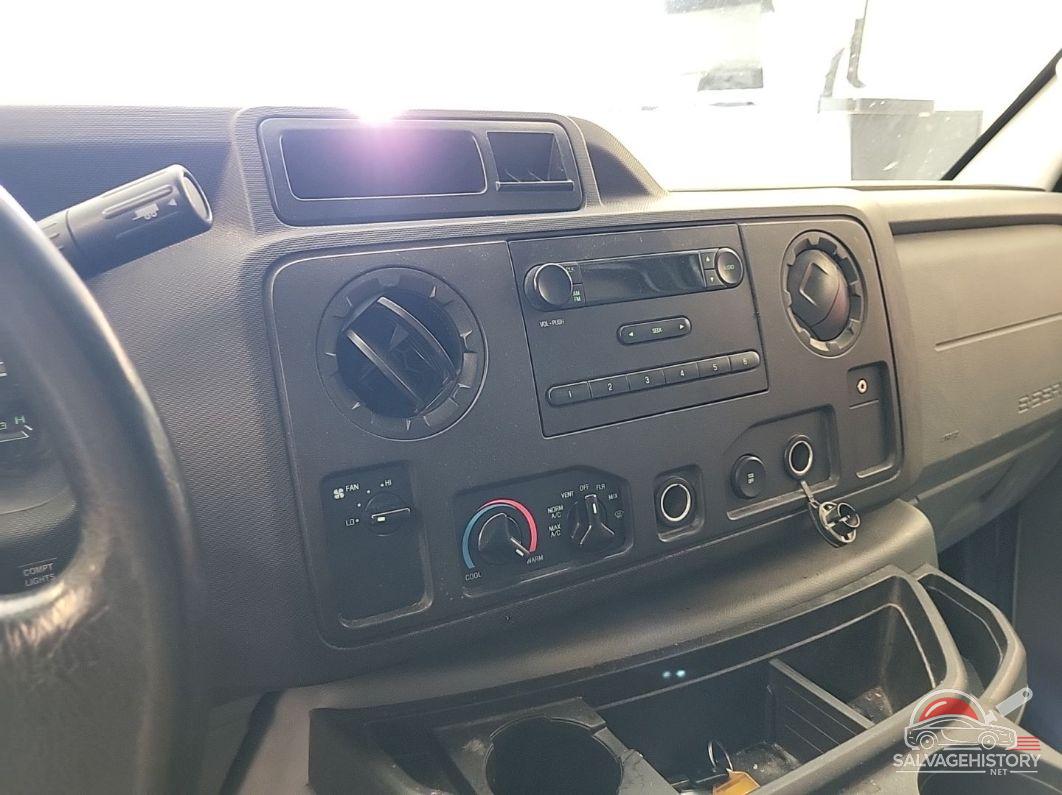 1FDXE4FS4HDC72213 2017 FORD ECONOLINE photo no. 8