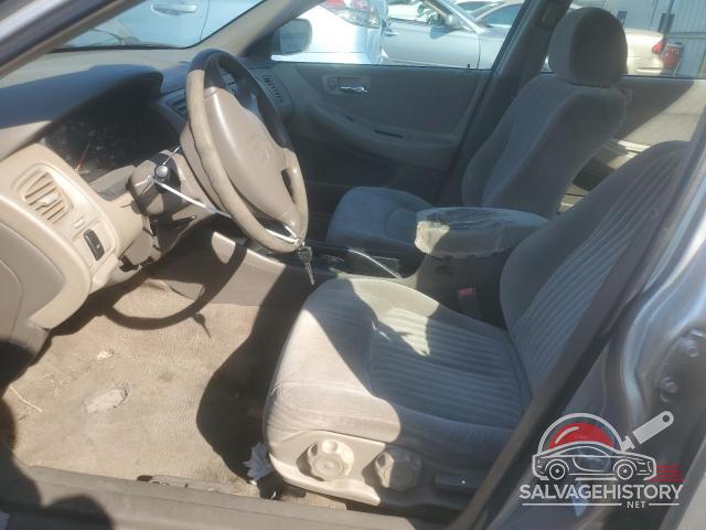 1HGCG5643WA153153 1998 HONDA ACCORD photo no. 7