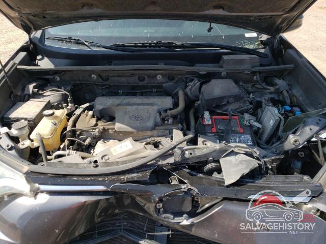 JTMZFREV4JJ724624 2018 TOYOTA RAV4 photo no. 12