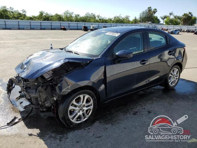 3MYDLBYV6JY322526 2018 TOYOTA YARIS photo no. 2