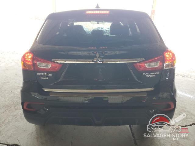 JA4AP3AU3JZ030751 2018 MITSUBISHI OUTLANDER photo no. 6