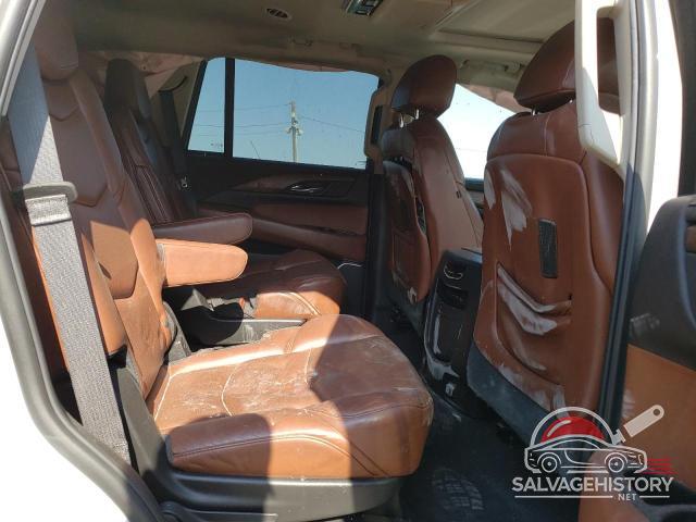 1GYS4CKJ6JR357050 2018 CADILLAC ESCALADE photo no. 11