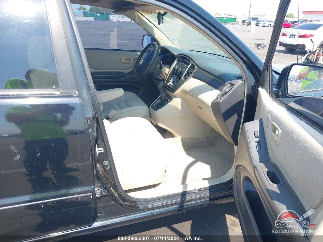 JTEGF21A810008683 2001 TOYOTA HIGHLANDER photo no. 5