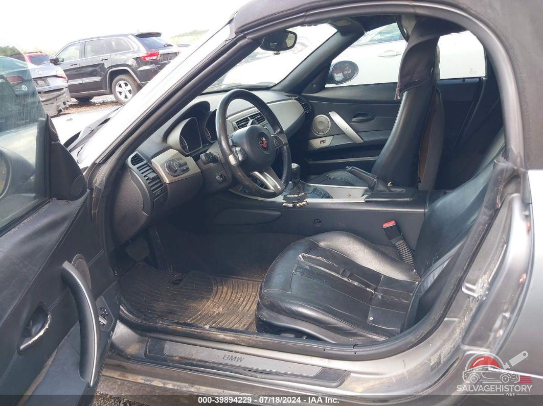 4USBT53584LT25823 2004 BMW Z4 photo no. 5