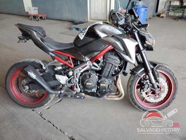 JKAZR2A14KA003037 2019 KAWASAKI Z/ZR 1000 photo no. 4