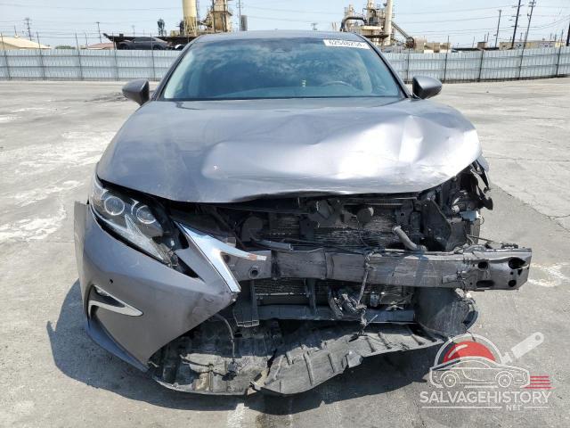 JTHBW1GG2H2151209 2017 LEXUS ES300 photo no. 5