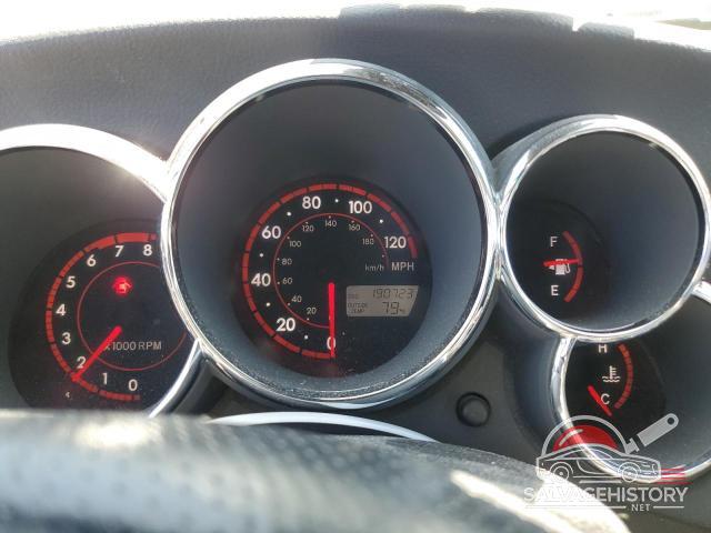 2T1KR32E85C437508 2005 TOYOTA COROLLA photo no. 9