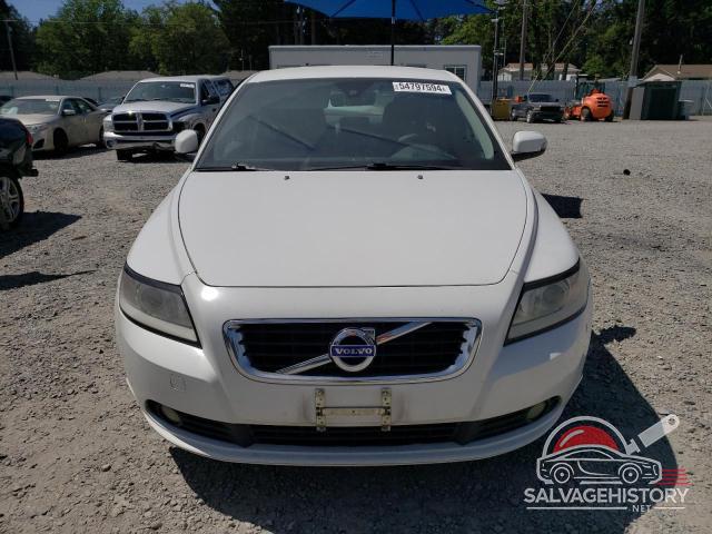 YV1672MS9B2549498 2011 VOLVO S40 photo no. 5