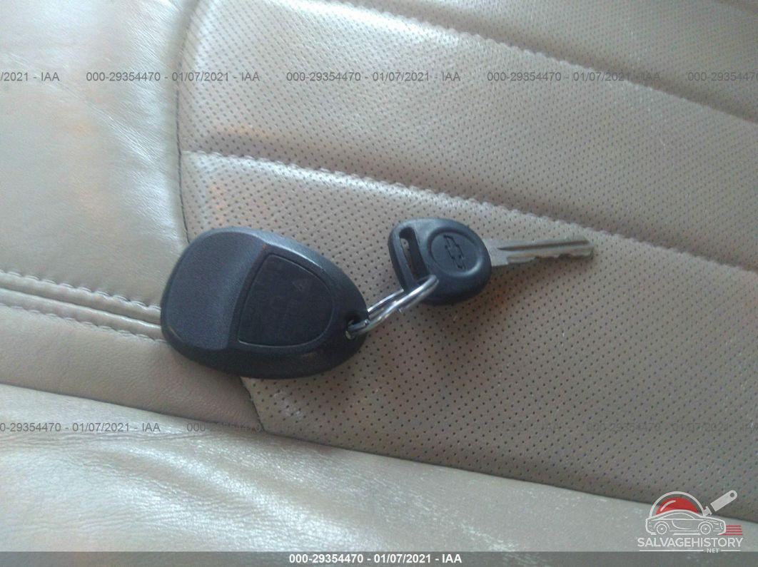 1GNKRLED1BJ361978 2011 CHEVROLET TRAVERSE photo no. 11