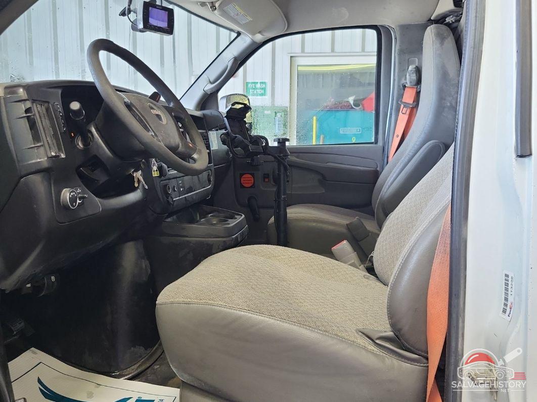 1GTW7FCA7C1196823 2012 GMC SAVANA photo no. 4