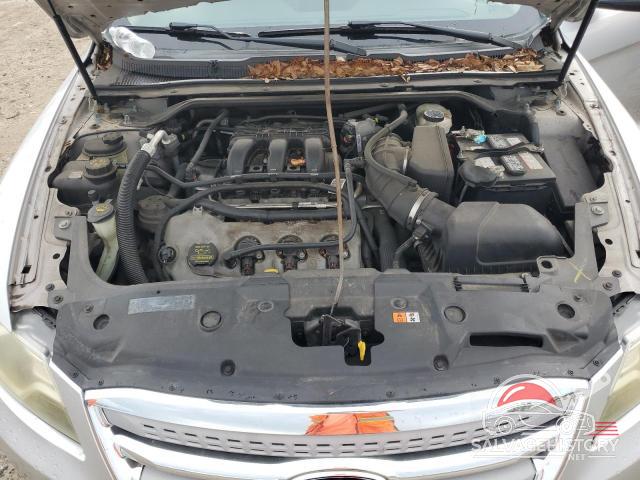 1FAHP2DW3CG127044 2012 FORD TAURUS photo no. 11
