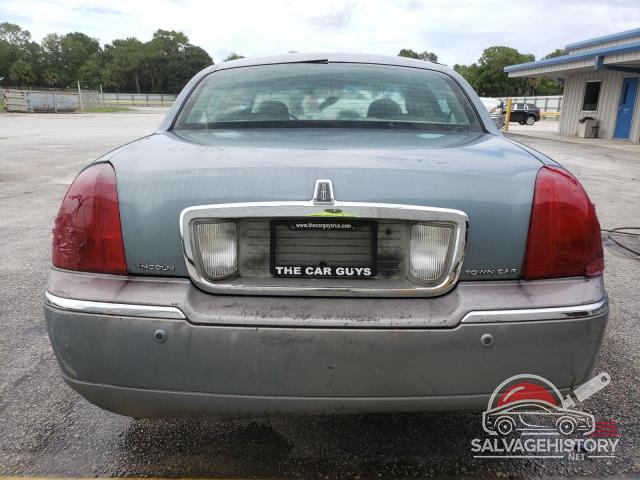 1LNHM82W43Y689825 2003 LINCOLN TOWNCAR photo no. 6