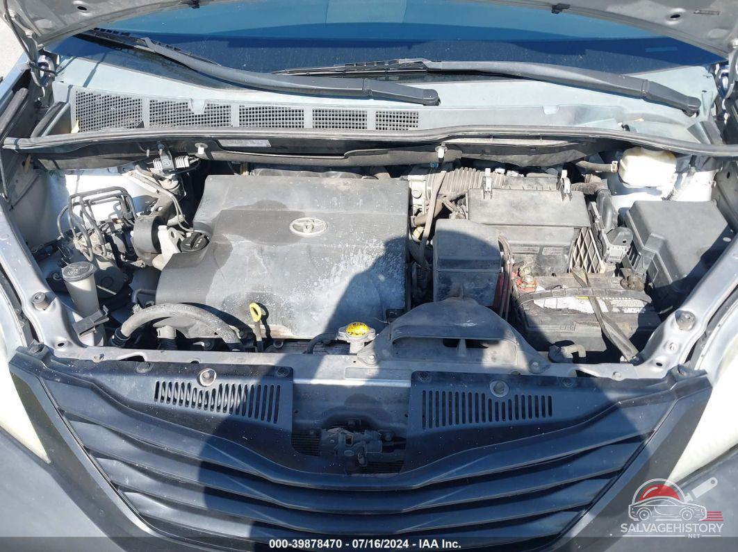 5TDZK3DC1DS394621 2013 TOYOTA SIENNA photo no. 10