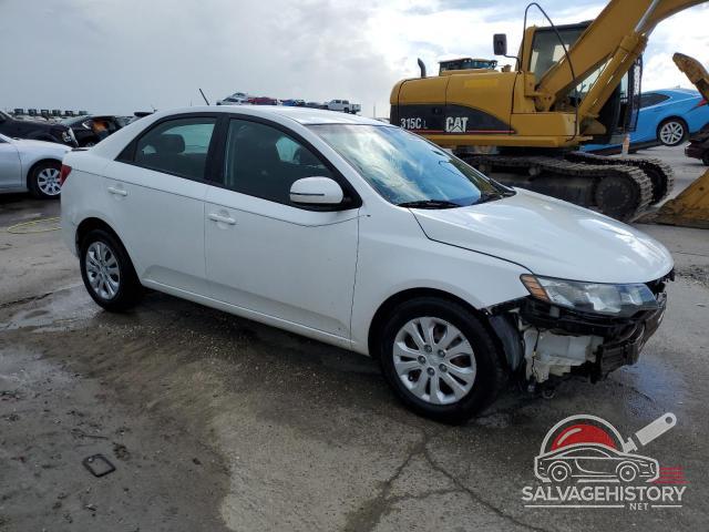KNAFU4A22D5646801 2013 KIA FORTE photo no. 4