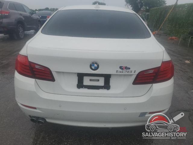 WBA5A5C55FD516151 2015 BMW 5 SERIES photo no. 6