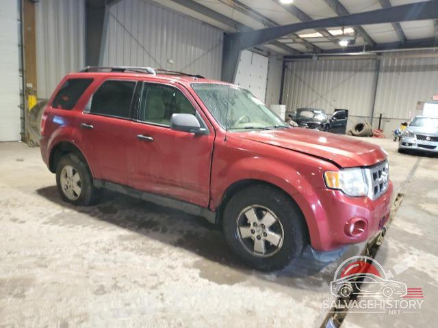 1FMCU03G89KA45758 2009 FORD ESCAPE photo no. 4