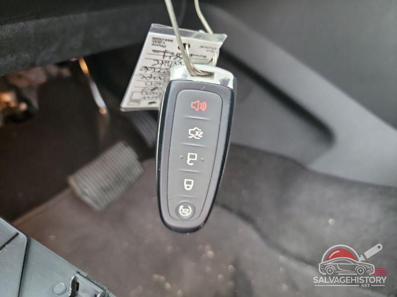 1FMCU9HD4KUA65566 2019 FORD ESCAPE photo no. 7