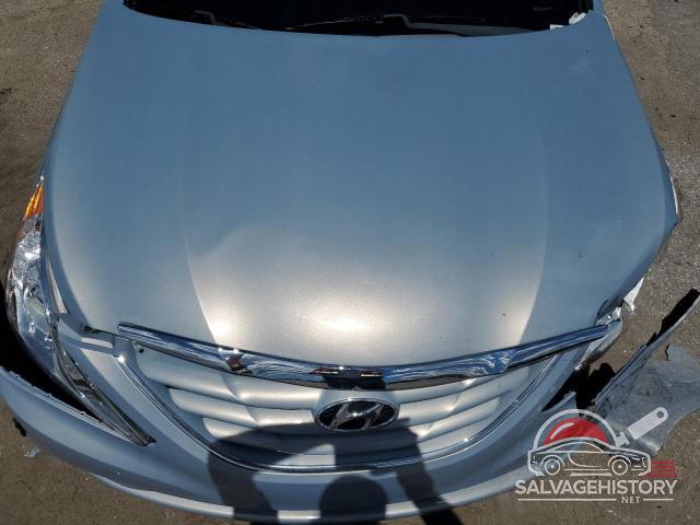 5NPEB4ACXCH381556 2012 HYUNDAI SONATA photo no. 11