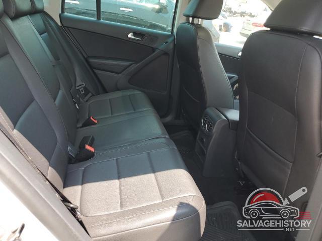 WVGAV7AX1BW526756 2011 VOLKSWAGEN TIGUAN photo no. 11