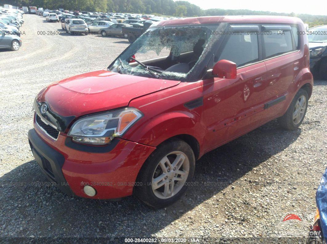 KNDJT2A22A7108345 2010 KIA SOUL photo no. 2