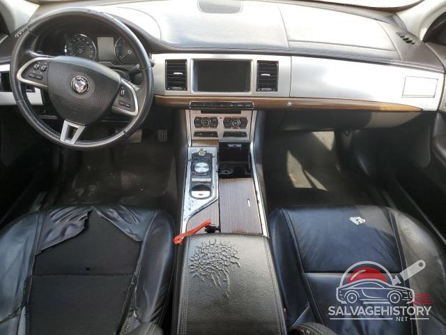 SAJWA0ES5EPU18135 2014 JAGUAR XF photo no. 8