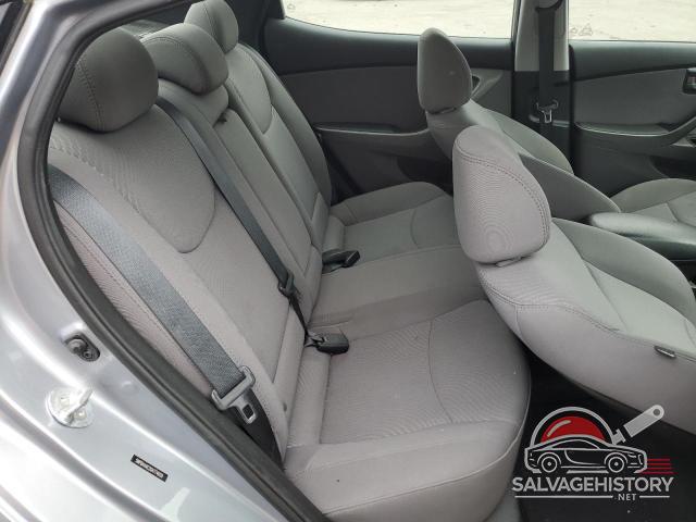 5NPDH4AE2GH774050 2016 HYUNDAI ELANTRA SE photo no. 10