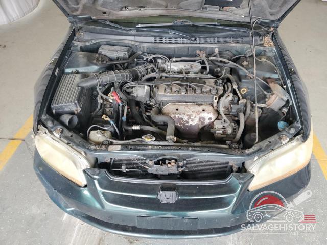 1HGCG564XWA213266 1998 HONDA ACCORD photo no. 11